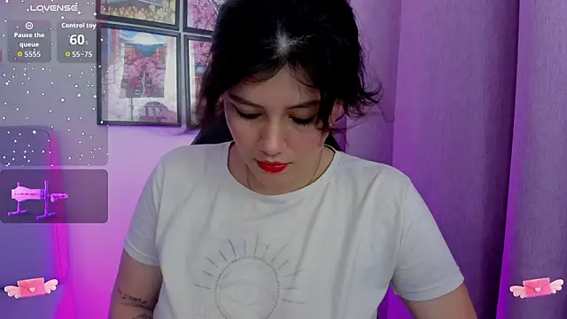 Snapshot of Carolina_Burninng chatting on 24, 9, 2025 Carolina Burninng online show from 24, 9, 2025