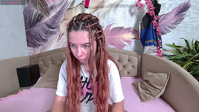 Snapshot of Anoraa chatting on 9, 10, 2025 Anoraa online show from 9, 10, 2025