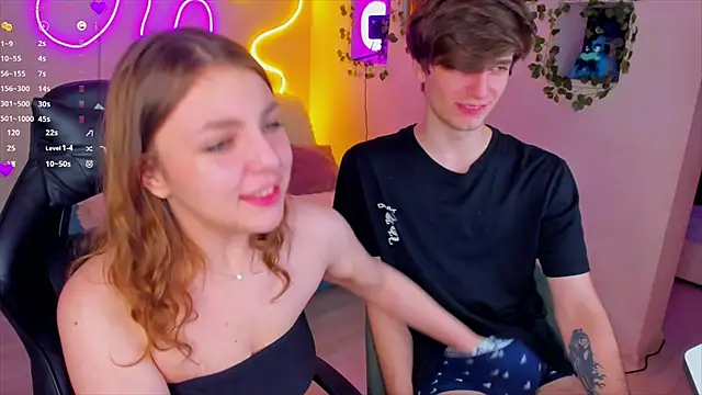 RobertAndLinela online show from 9, 1, 2025