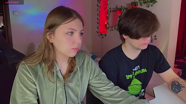 RobertAndLinela online show from 28, 4, 2026