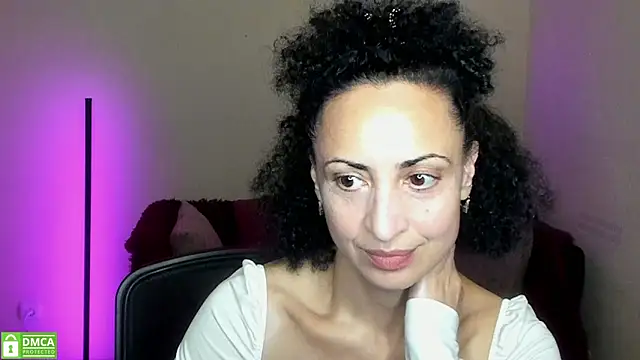 Arianasweety23 online show from 9, 9, 2025