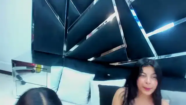 IsabellRodriguez18 online show from 20, 3, 2025