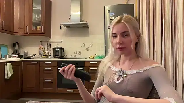 yunasuka online show from 22, 2, 2025