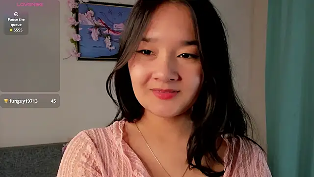 Snapshot of Maekko chatting on 18, 12, 2025 Maekko online show from 18, 12, 2025