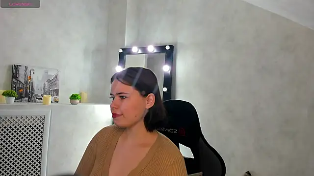 EricaElliott online show from 26, 2, 2025