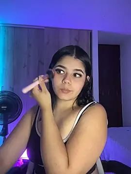 Snapshot of pretty_angela1 chatting on 19, 6, 2026 pretty angela1 online show from 19, 6, 2026