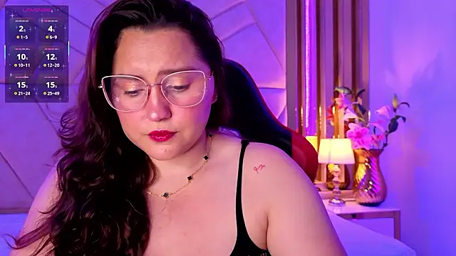 LunaPleasure online show from 22, 2, 2026