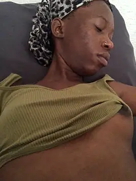 xxSexyTalia28 online show from 8, 1, 2025