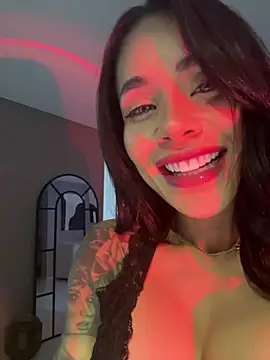 Snapshot of Karol_Towers chatting on 4, 1, 2025 Karol Towers online show from 4, 1, 2025