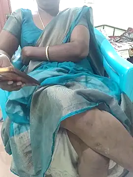 Snapshot of Tamil_roja69 chatting on 13, 2, 2025 Tamil roja69 online show from 13, 2, 2025