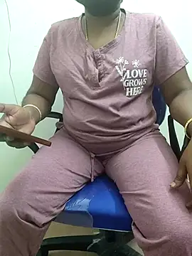 Snapshot of Tamil_roja69 chatting on 28, 10, 2025 Tamil roja69 online show from 28, 10, 2025