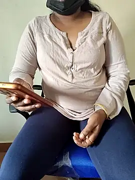 Snapshot of Tamil_roja69 chatting on 3, 11, 2025 Tamil roja69 online show from 3, 11, 2025