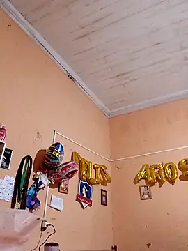 Snapshot of hotleon127 chatting on 2, 2, 2026 hotleon127 online show from 2, 2, 2026