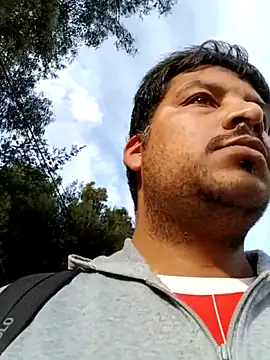 Snapshot of hotleon127 chatting on 3, 2, 2026 hotleon127 online show from 3, 2, 2026