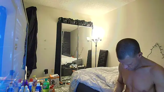 hotemberly jake online show from 30, 12, 2024