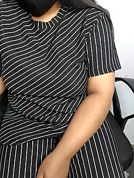 tanvihot2 online show from 27, 4, 2026