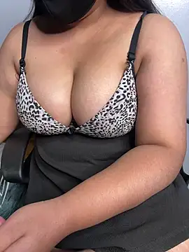tanvihot2 online show from 15, 5, 2026
