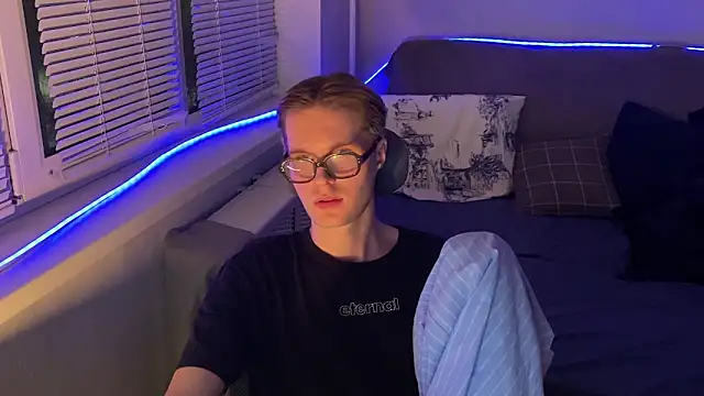 Leonnextdoor online show from 7, 1, 2026