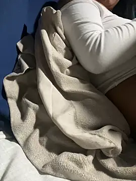 Ninabrunette18 online show from 5, 3, 2025