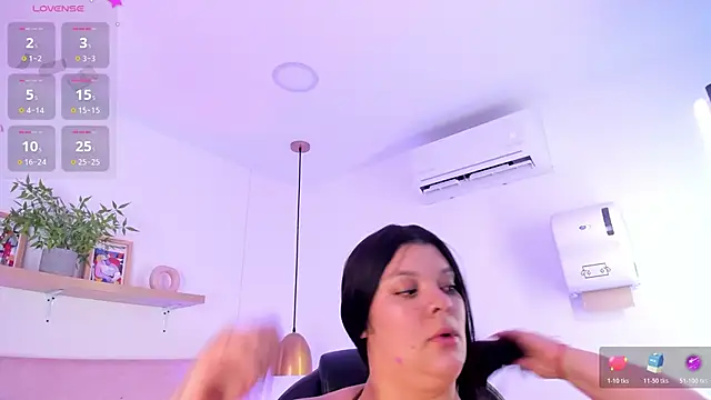 Snapshot of violeta_candyy_ chatting on 22, 6, 2026 violeta candyy online show from 22, 6, 2026