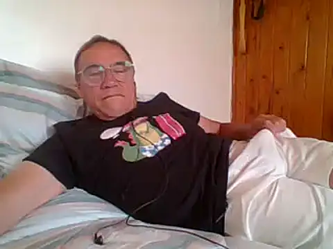 santiagon2015 online show from 20, 1, 2025