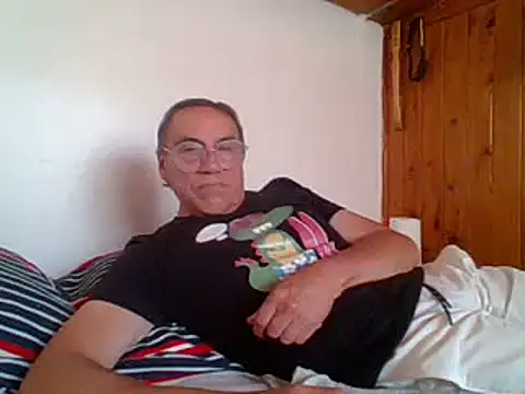 santiagon2015 online show from 12, 2, 2025