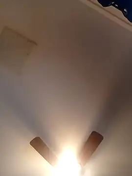 k1oudE online show from 10, 2, 2026