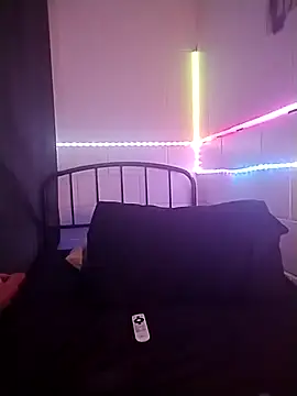 k1oudE online show from 5, 4, 2026