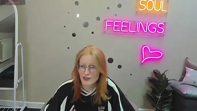 ElizabethHarpper online show from 17, 1, 2025