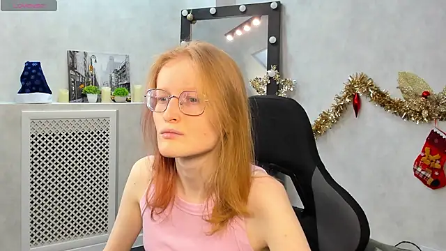 ElizabethHarpper online show from 18, 1, 2025