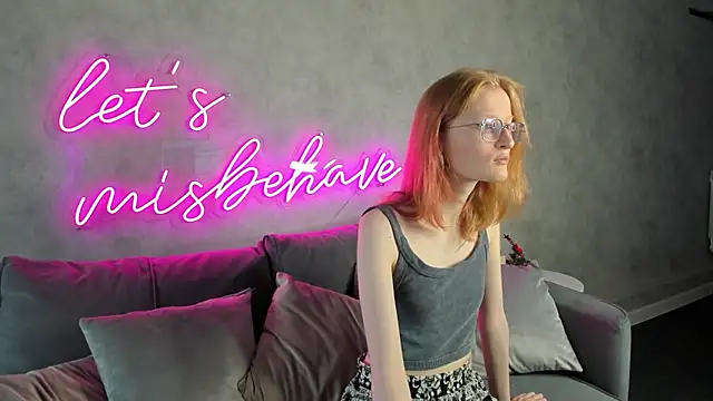 ElizabethHarpper online show from 29, 1, 2025