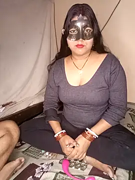 Hot muskaan online show from 16, 12, 2025