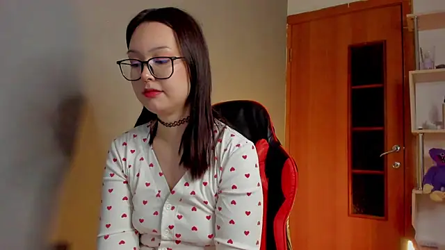 Snapshot of kittenrisha chatting on 16, 1, 2025 kittenrisha online show from 16, 1, 2025