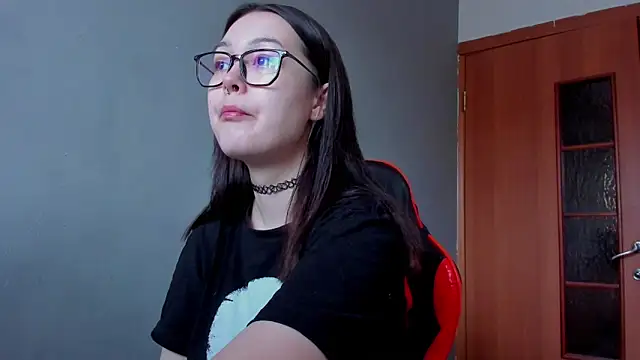 Snapshot of kittenrisha chatting on 17, 1, 2025 kittenrisha online show from 17, 1, 2025