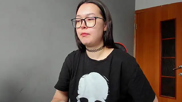 Snapshot of kittenrisha chatting on 18, 1, 2025 kittenrisha online show from 18, 1, 2025