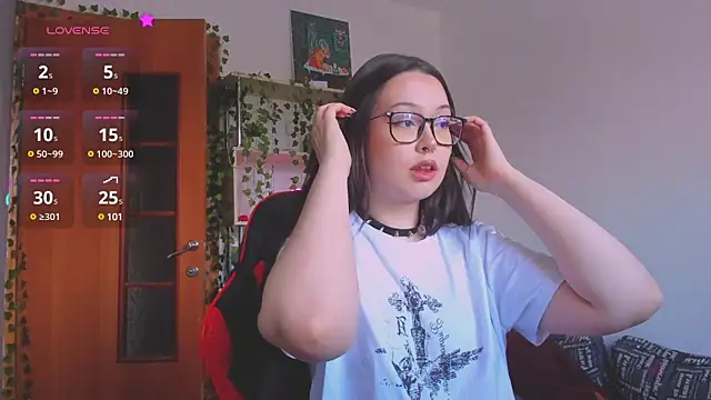 Snapshot of kittenrisha chatting on 17, 2, 2025 kittenrisha online show from 17, 2, 2025