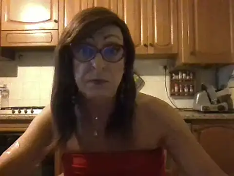 Snapshot of Tiabet chatting on 10, 11, 2025 Tiabet online show from 10, 11, 2025