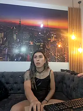 Sara Davina online show from 4, 2, 2025