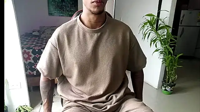 Snapshot of Adam_Valenciia chatting on 7, 6, 2026 Adam Valenciia online show from 7, 6, 2026