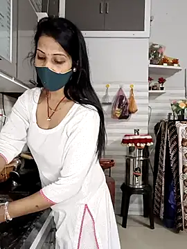 Snapshot of Best-Couple chatting on 14, 2, 2025 Best-Couple online show from 14, 2, 2025