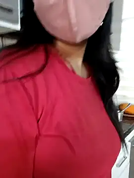 Snapshot of Best-Couple chatting on 18, 2, 2025 Best-Couple online show from 18, 2, 2025