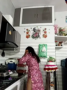 Snapshot of Best-Couple chatting on 10, 9, 2025 Best-Couple online show from 10, 9, 2025