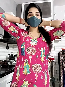 Snapshot of Best-Couple chatting on 17, 11, 2025 Best-Couple online show from 17, 11, 2025