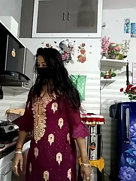 Snapshot of Best-Couple chatting on 13, 3, 2026 Best-Couple online show from 13, 3, 2026