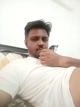 Snapshot of jemes21in chatting on 5, 3, 2026 jemes21in online show from 5, 3, 2026