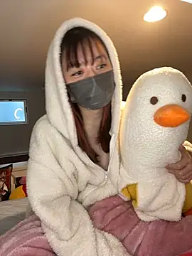 Snapshot of pipimi_khaos chatting on 26, 2, 2025 pipimi khaos online show from 26, 2, 2025