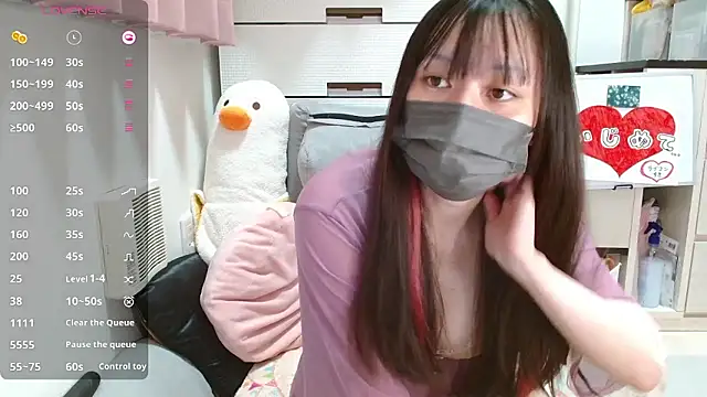 Snapshot of pipimi_khaos chatting on 22, 11, 2025 pipimi khaos online show from 22, 11, 2025