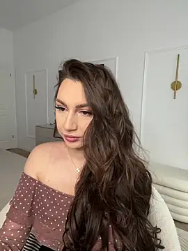 claraxjoyy online show from 2, 4, 2026