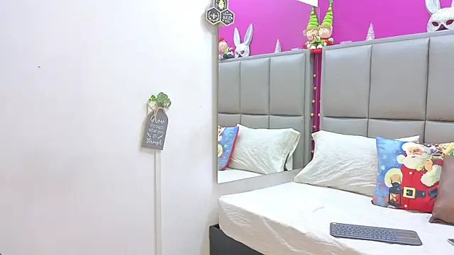 KRYSSTARITTER4 online show from 26, 11, 2025