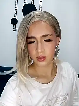 Lian Noath online show from 3, 2, 2025